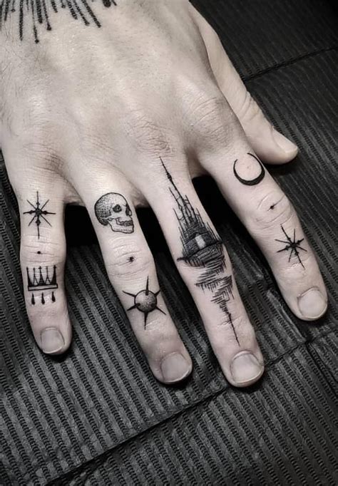 cool finger tattoos